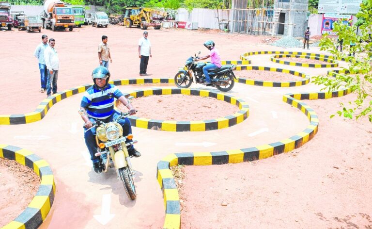 Two-Wheeler Driving Test